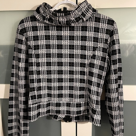 Stylish Summer Jacket - Picture 2 of 2